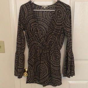 Brown patterned romper